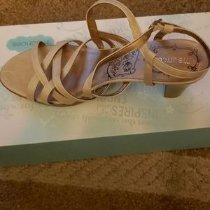 Women shoes nude color